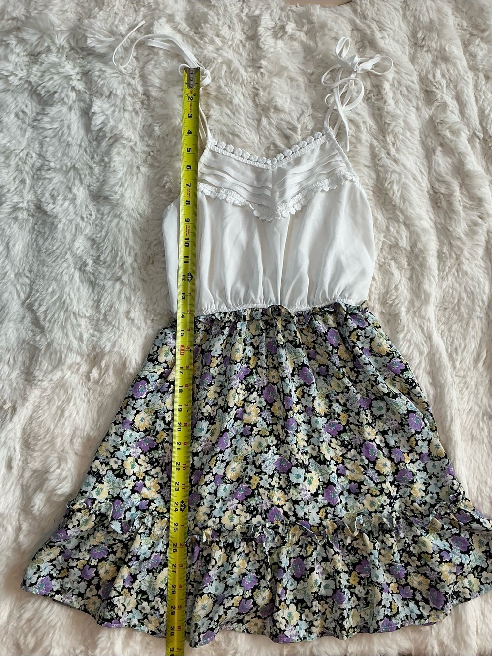 Tiered Floral Mini Skirt - White & Lavender - Picture 3 of 6